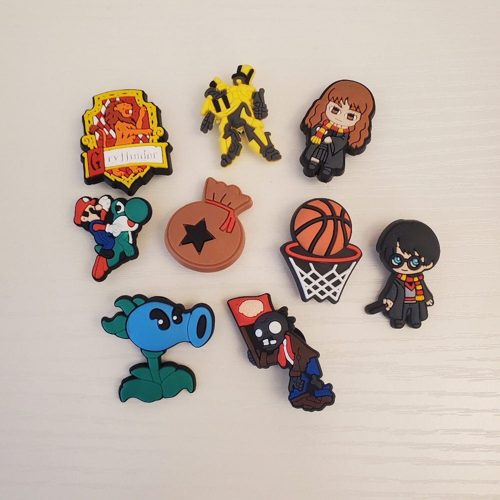 Croc charms mix